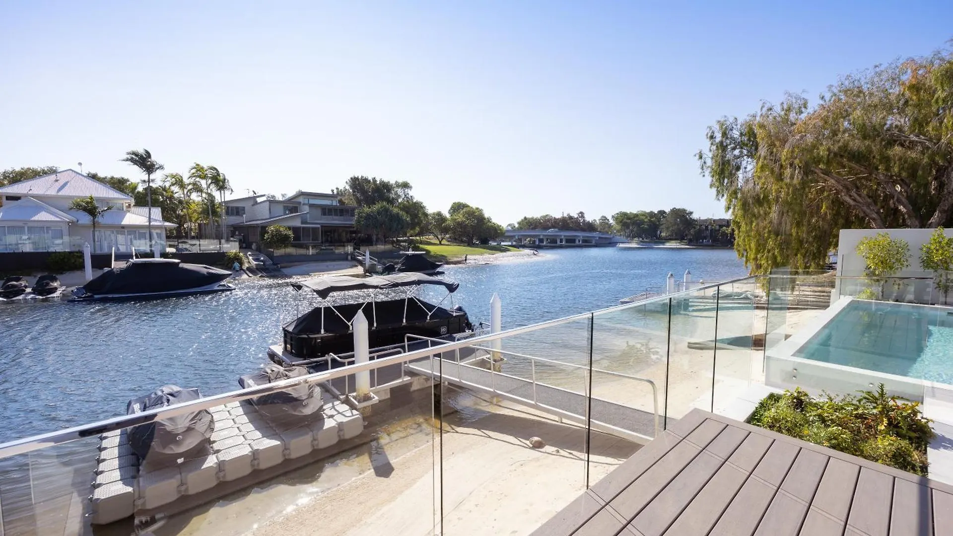 Vila Waterfront Family Retreat, Pet-Friendly Noosaville 0*,
