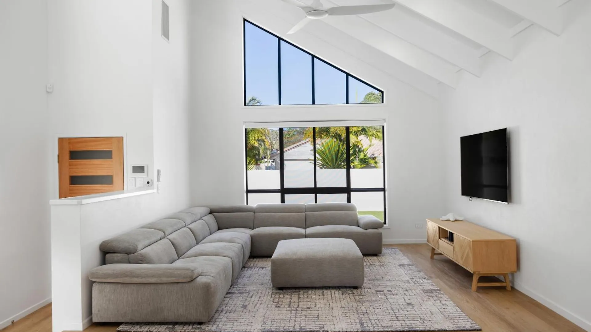 Waterfront Family Retreat, Pet-Friendly Villa Noosaville 0*,  Australia