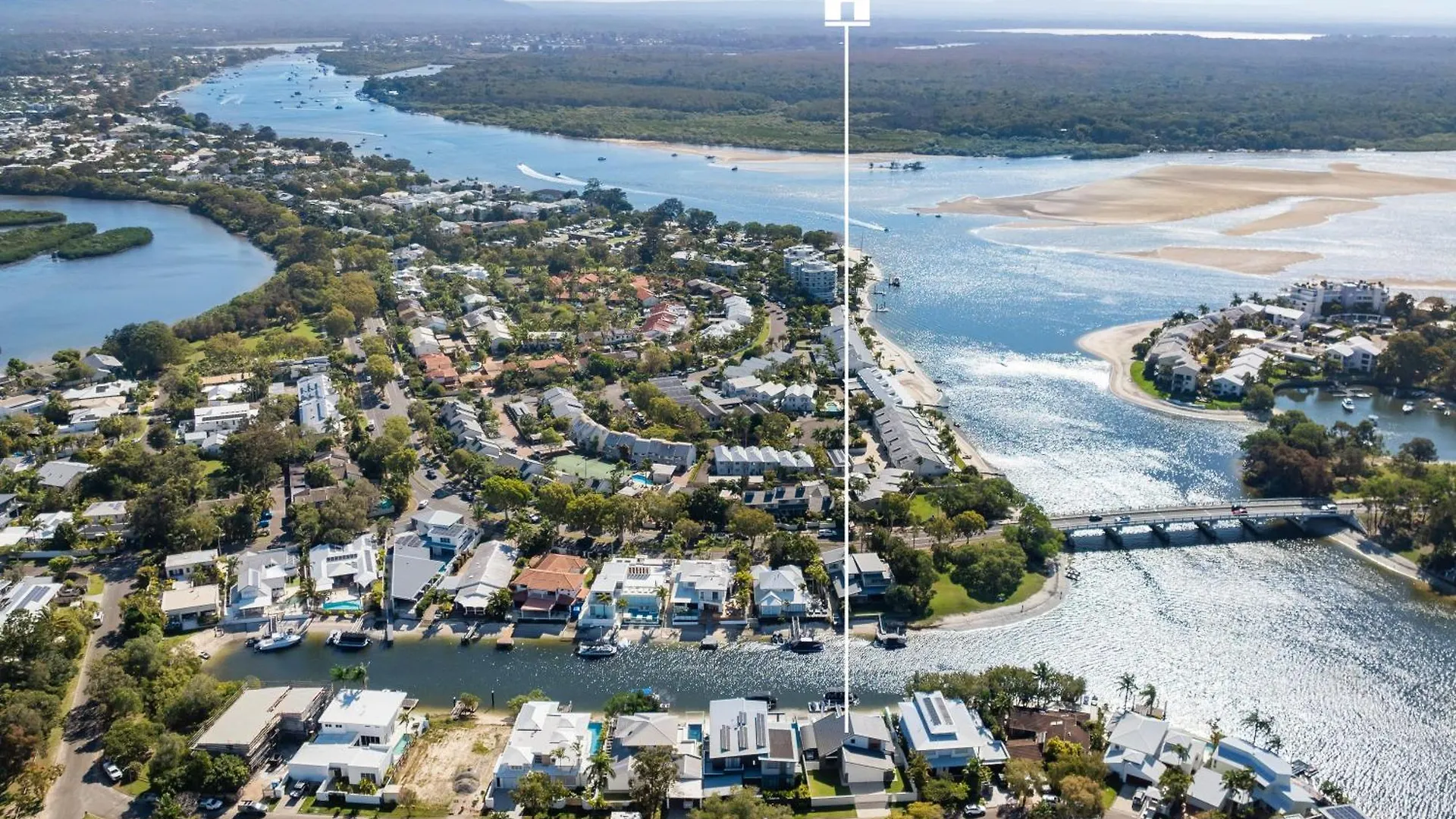 Holiday home Waterfront Family Retreat, Pet-Friendly Villa Noosaville Australia