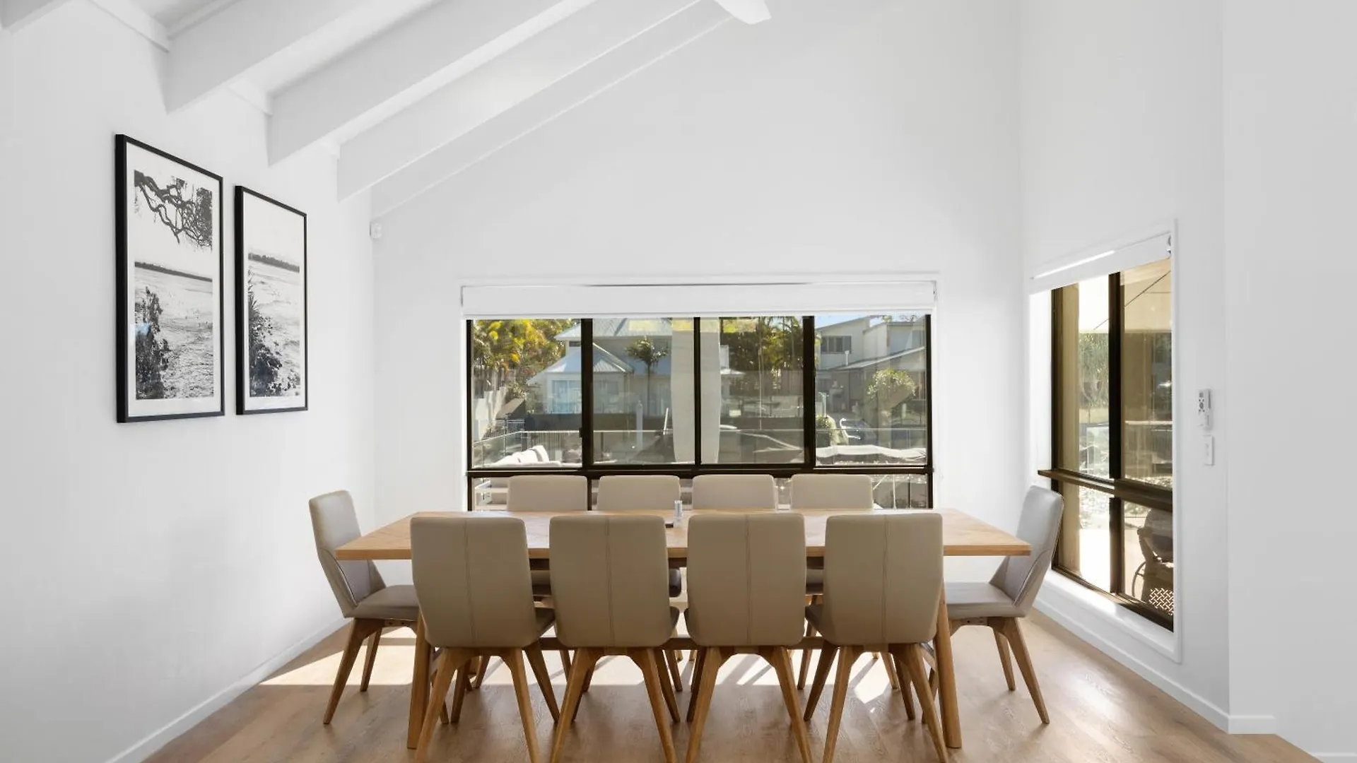 Waterfront Family Retreat, Pet-Friendly Villa Noosaville Holiday home
